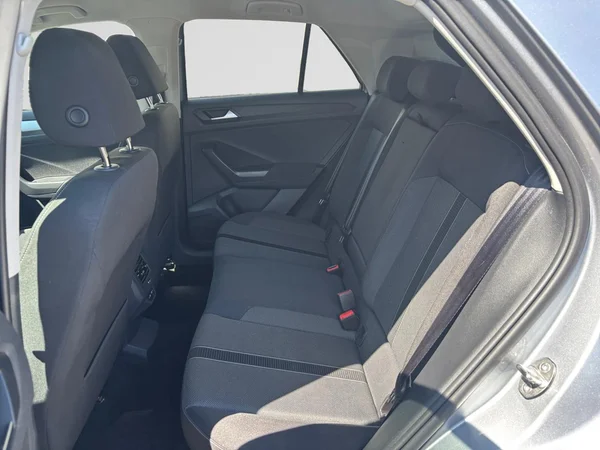 VOLKSWAGEN T-Roc (2023) — foto 8 van 19