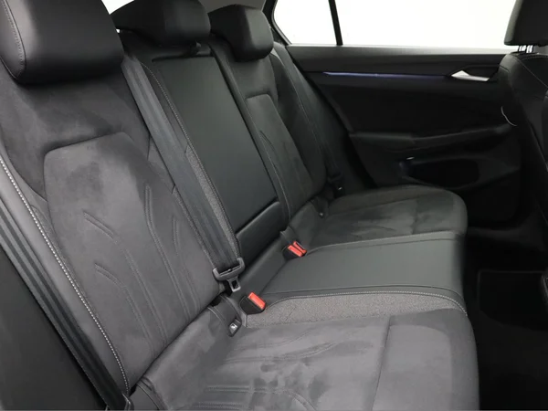 VOLKSWAGEN Golf VIII (2024) — foto 20 van 20