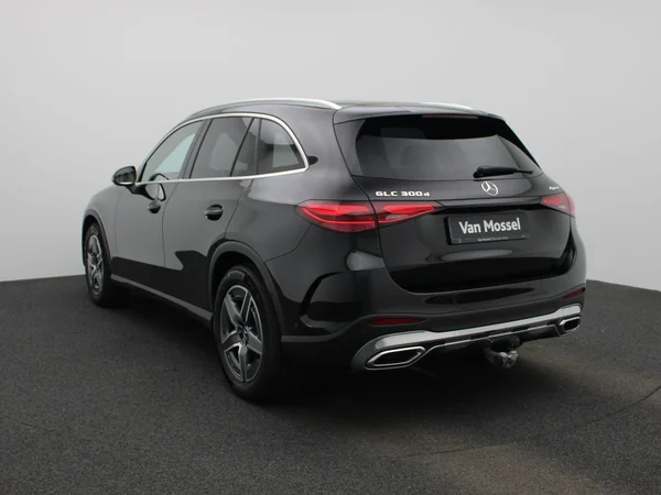 Mercedes-Benz GLC (2025) — foto 12 van 51
