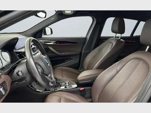 BMW X2 (2021) — foto 25 van 25