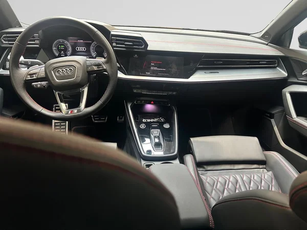 AUDI A3 Sportback PHEV (2026) — foto 2 van 24