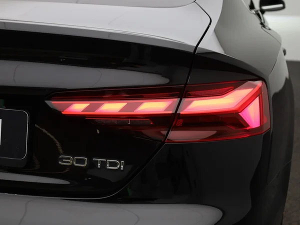 Audi A5 (2022) — foto 33 van 48