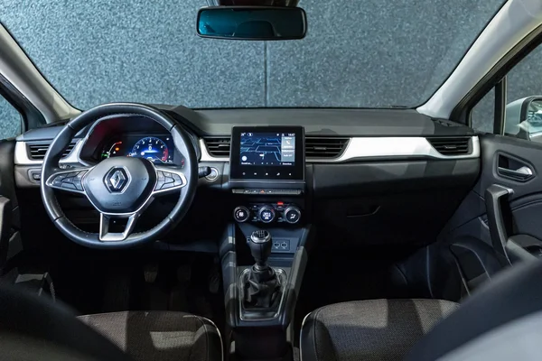 Renault Captur (2023) — foto 28 van 30