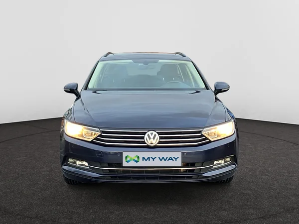 VOLKSWAGEN Passat SW (2015) — foto 15 van 23