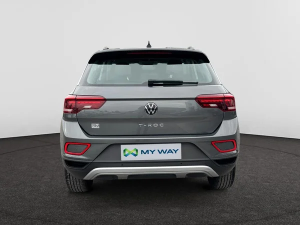 VOLKSWAGEN T-Roc (2023) — foto 6 van 16