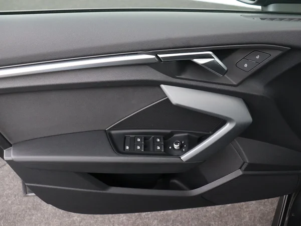 AUDI A3 Sportback (2025) — foto 9 van 18