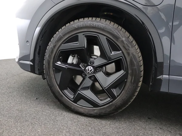 VOLKSWAGEN Tiguan eHybrid (PHEV) (2025) — foto 7 van 20