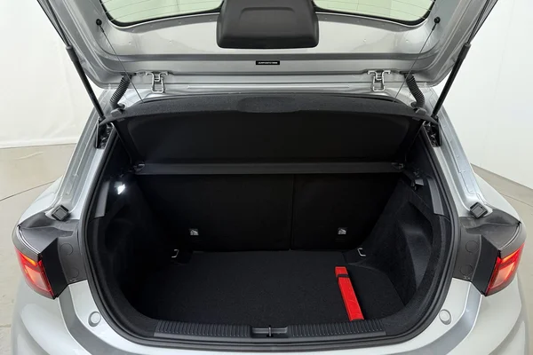 MG MG3 Hybrid+ (HEV) (2026) — foto 12 van 16