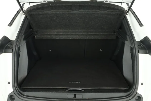 Peugeot 2008 (2008) — foto 8 van 16
