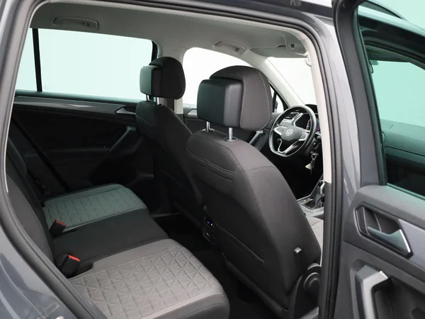 Volkswagen Tiguan (2021) — foto 33 van 43