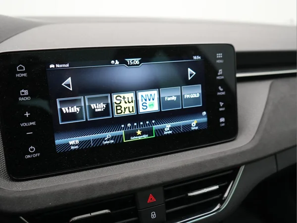 SKODA Kamiq (2024) — foto 9 van 26