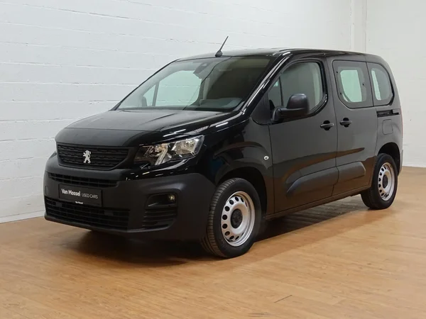 Peugeot Partner (2021) — foto 21 van 25