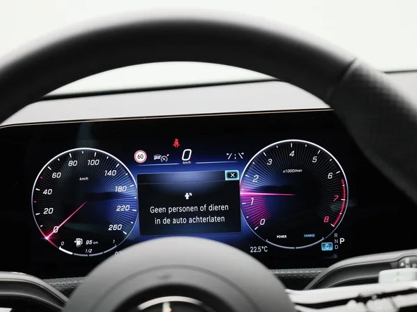 Mercedes-Benz CLA (2025) — foto 39 van 40