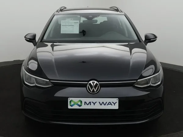 Volkswagen Golf (2022) — foto 18 van 23