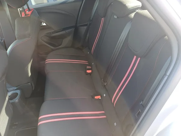 Opel Corsa (2023) — foto 4 van 18