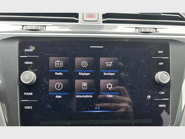 Volkswagen Tiguan (2021) — foto 18 van 30