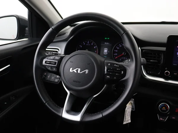KIA Stonic (2023) — foto 14 van 23