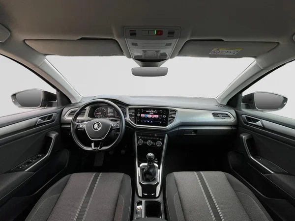 VOLKSWAGEN T-Roc (2021) — foto 14 van 20