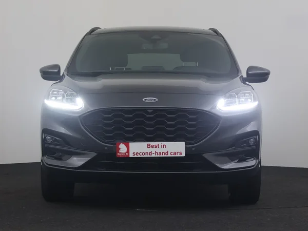 FORD Kuga (2022) — foto 34 van 36