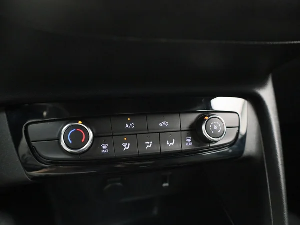 Opel Corsa (2023) — foto 18 van 36