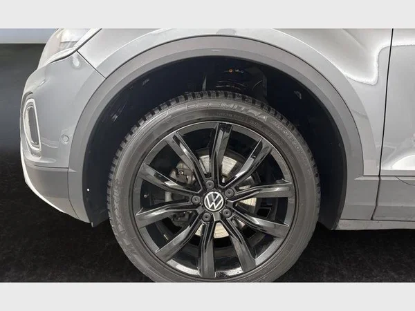 Volkswagen T-Roc (2023) — foto 24 van 24