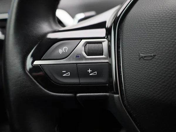 Peugeot 3008 (2021) — foto 11 van 46