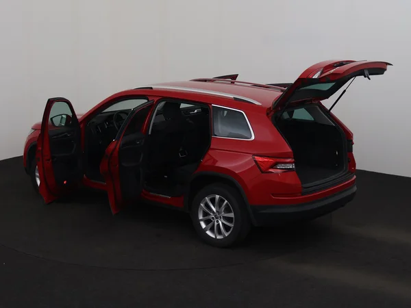 SKODA Kodiaq (2019) — foto 27 van 28