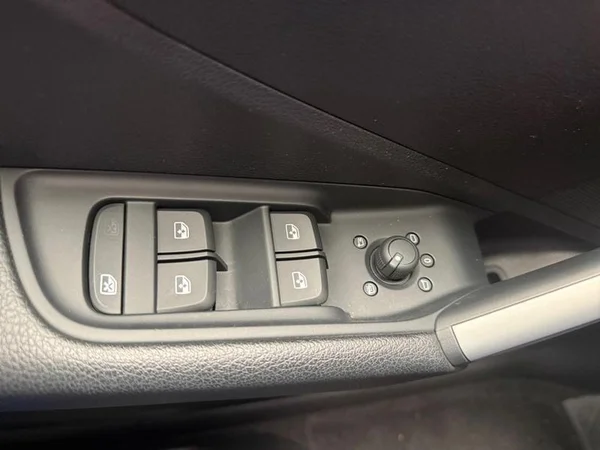 AUDI Q2 Dsl (2020) — foto 10 van 30