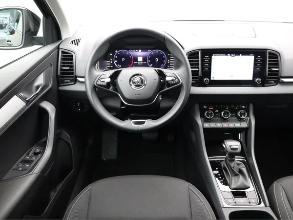 SKODA Karoq (2024) — foto 4 van 21
