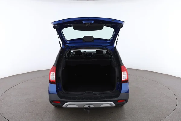 Dacia Logan Mcv (2020) — foto 7 van 16