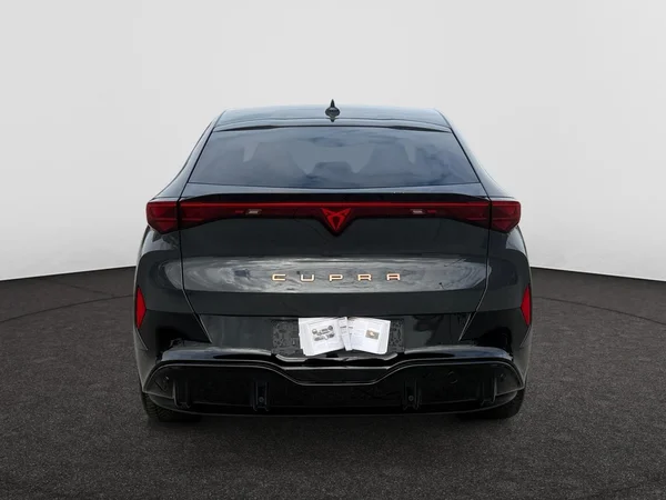 CUPRA Tavascan (2025) — foto 23 van 25