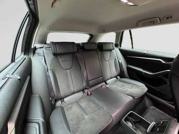 SKODA Octavia Combi (2025) — foto 5 van 15
