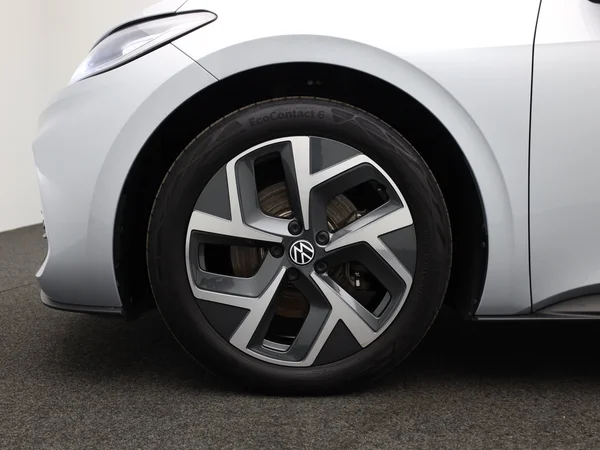 VOLKSWAGEN ID.3 (2024) — foto 3 van 17