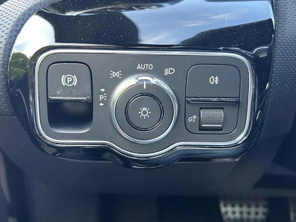 MERCEDES-BENZ CLA Coupé Dsl (C118) (2021) — foto 28 van 35