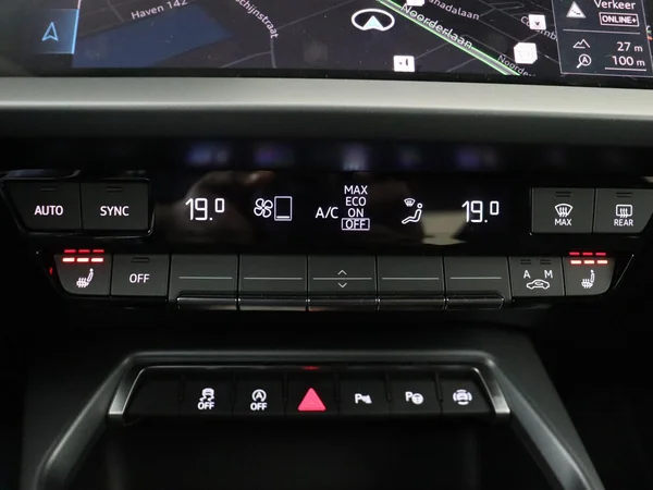 AUDI A3 Sportback (2025) — foto 8 van 18