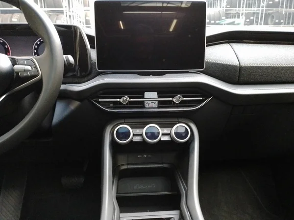 SKODA Kodiaq (2024) — foto 4 van 23