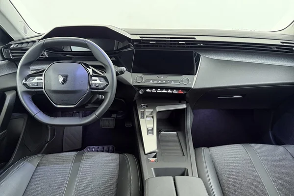 Peugeot 308 (2025) — foto 10 van 28