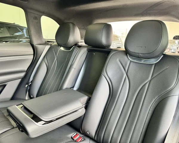 Xpeng G9 (2026) — foto 13 van 30