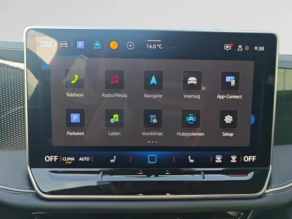 VOLKSWAGEN Passat Variant eHybrid (PHEV) (2025) — foto 14 van 16