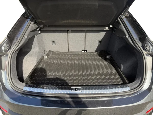 AUDI Q3 Sportback (2024) — foto 14 van 24