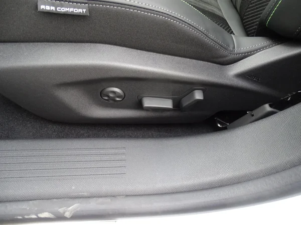 Peugeot 408 (2026) — foto 21 van 32