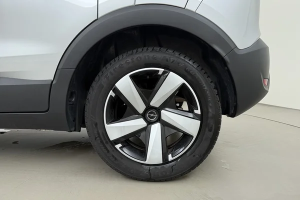 Opel Crossland (2022) — foto 16 van 19