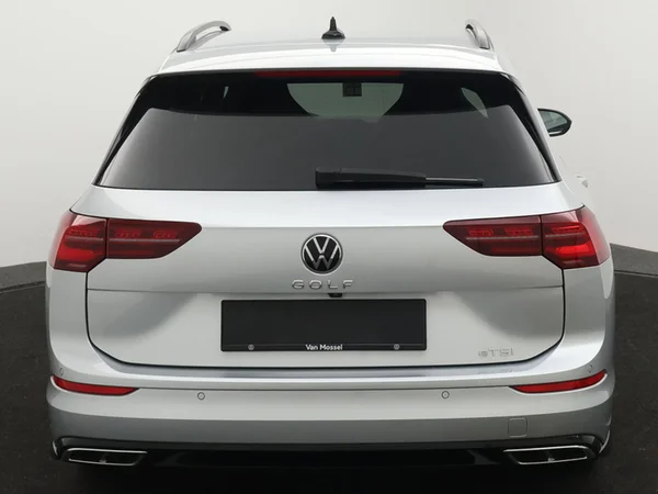 VOLKSWAGEN Golf VIII SW (2024) — foto 22 van 27