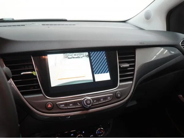 Opel Crossland (2023) — foto 11 van 25