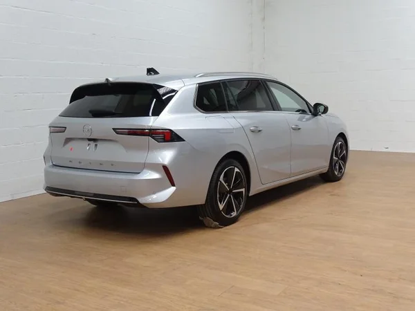 Opel Astra (2024) — foto 24 van 27