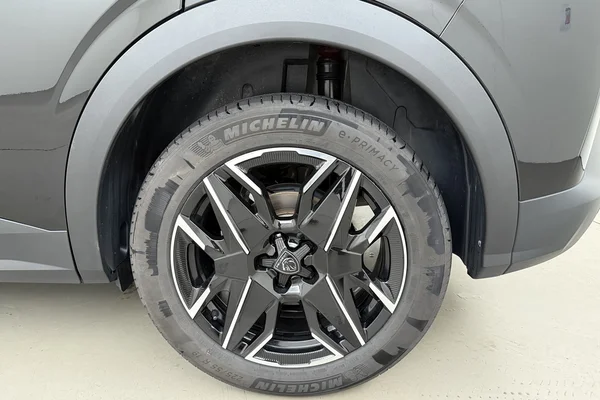 Peugeot 3008 (2025) — foto 14 van 17