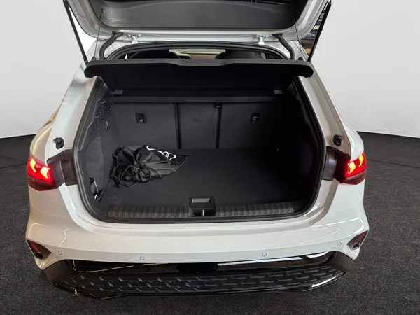 AUDI A3 Sportback PHEV (2025) — foto 21 van 24