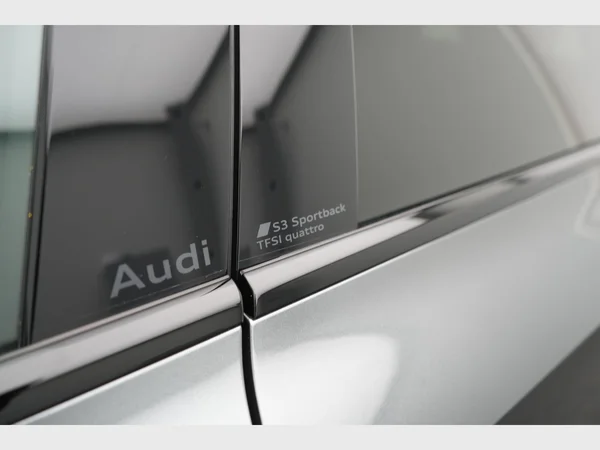 AUDI S3 Sportback (2025) — foto 18 van 31