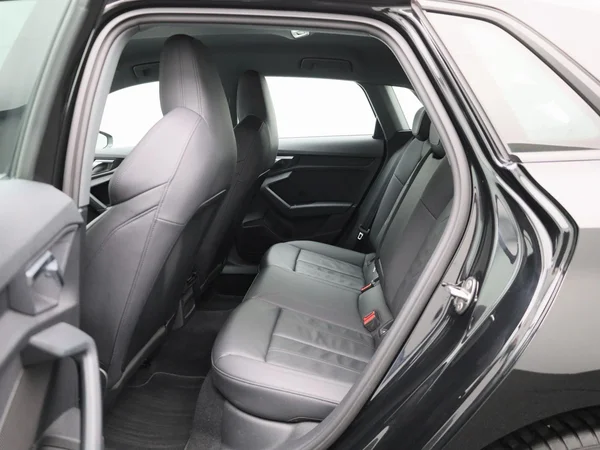 Audi A3 (2022) — foto 2 van 40