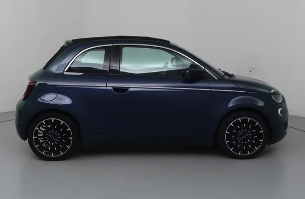 Fiat E-500C (2021) — foto 46 van 49